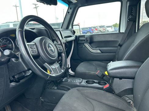 Used 2016 Jeep Wrangler Unlimited Sport w/ Quick Order Package 24S AWD/4WD image 9