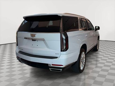 Used 2026 Cadillac Escalade Luxury w/ Touring Package AWD/4WD image 7