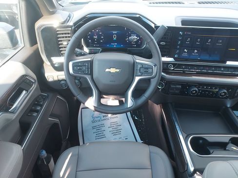 New 2026 Chevrolet Silverado 3500 LT w/ All Star Edition AWD/4WD image 16
