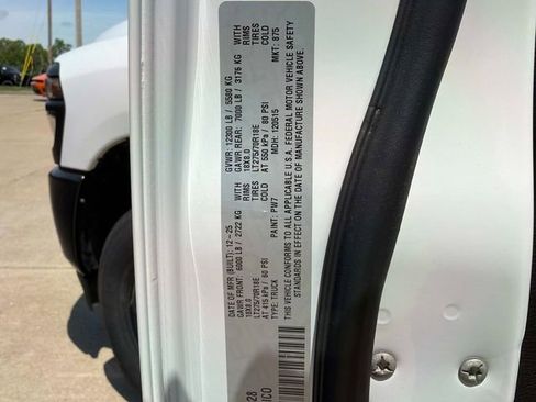 New 2026 RAM 3500 Tradesman AWD/4WD image 30