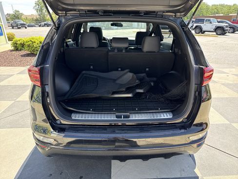 Used 2022 Kia Sportage Nightfall Edition FWD image 33
