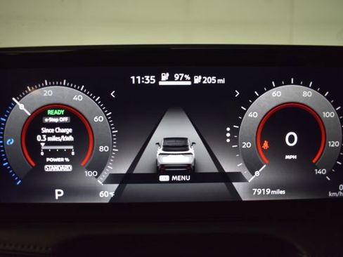 Used 2024 Nissan Ariya AWD image 29