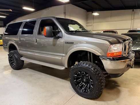 Used 2002 Ford Excursion Limited image 94