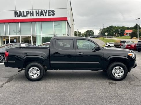 Used 2023 Toyota Tacoma SR w/ SR Convenience Package RWD image 2
