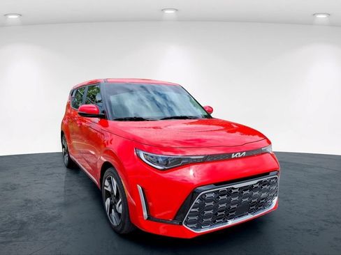 Used 2024 Kia Soul GT-Line w/ Option Group 020 FWD image 18