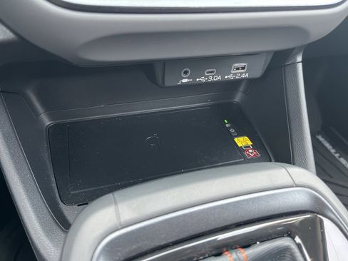 Certified 2025 Subaru Crosstrek 2.5i Limited w/ Crosstrek Mirror Package image 18