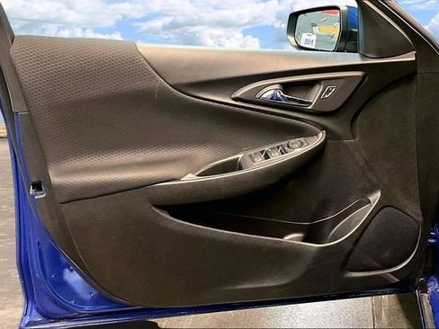 Used 2023 Chevrolet Malibu LT image 19