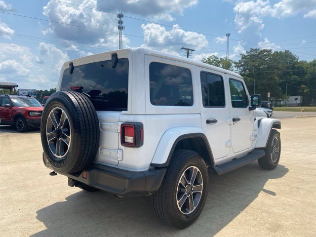 Used 2023 Jeep Wrangler Unlimited Sahara w/ Cold Weather Group AWD/4WD image 6
