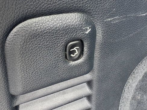 Used 2019 Jeep Grand Cherokee Summit AWD/4WD image 17