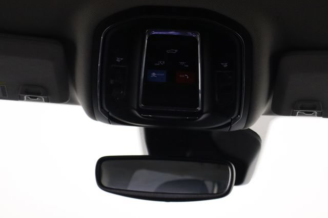 Used 2022 Jeep Grand Cherokee L Laredo w/ Luxury Tech Group I AWD/4WD image 24