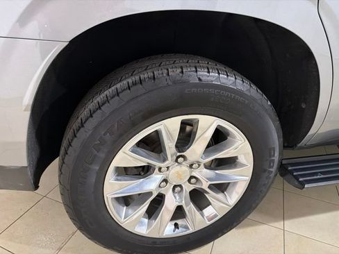 Used 2023 Chevrolet Tahoe Premier AWD/4WD image 33