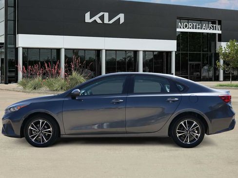 Certified 2024 Kia Forte LXS FWD image 3