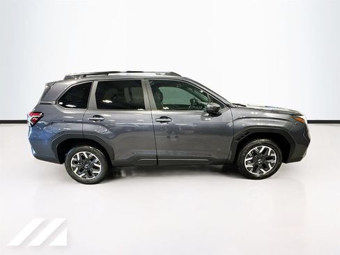 New 2026 Subaru Forester Premium AWD/4WD image 4