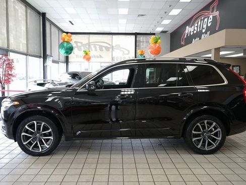 Used 2019 Volvo XC90 T5 Momentum w/ Protection Package image 4