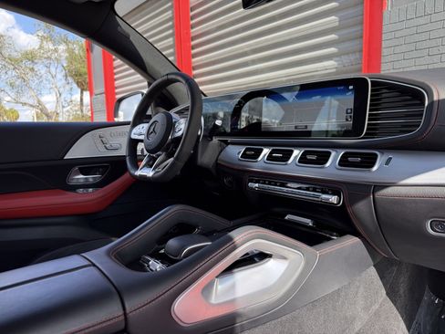 Used 2022 Mercedes-Benz GLE 53 AMG GLE 53 AMG image 19