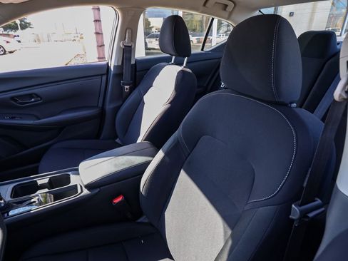 Used 2025 Nissan Sentra S image 15