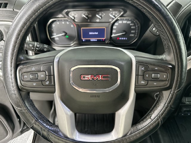 Used 2021 GMC Sierra 1500 SLT w/ X31 Off-Road Package AWD/4WD image 18