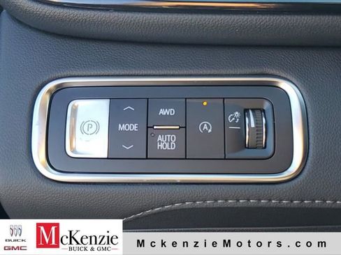 New 2026 Buick Enclave Sport Touring w/ LPO, Floor Liner Package AWD/4WD image 19