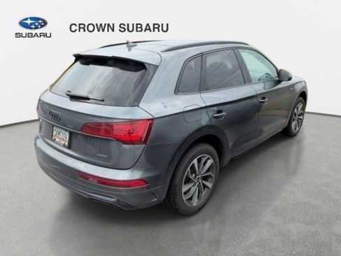 Used 2024 Audi Q5 2.0T Premium w/ Summer of Audi Package AWD/4WD image 4