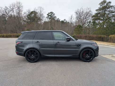 Used 2020 Land Rover Range Rover Sport HSE Dynamic image 4
