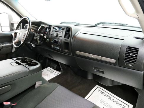 Used 2013 Chevrolet Silverado 2500 LT w/ Interior Plus Package image 18
