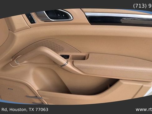 Used 2014 Porsche Cayenne AWD/4WD image 40