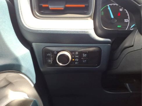 Certified 2023 Ford Maverick XLT w/ XLT Luxury Package FWD image 13