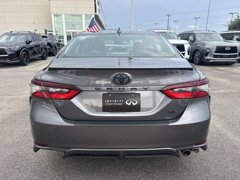 Used 2023 Toyota Camry SE FWD image 7