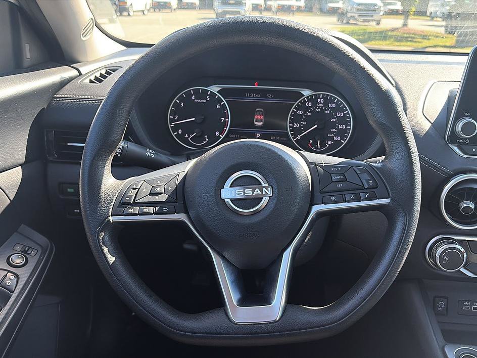 Certified 2025 Nissan Sentra SV FWD image 31