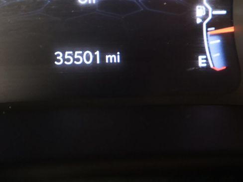 Used 2022 Jeep Compass Trailhawk w/ Trailhawk Convenience Group AWD/4WD image 35