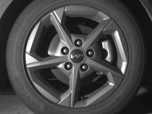 Used 2025 Kia K4 FWD image 13