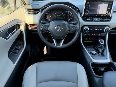 Certified 2019 Toyota RAV4 Limited AWD/4WD image 25
