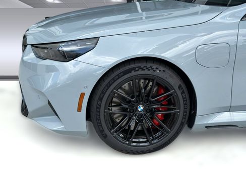 New 2027 BMW M5 Touring AWD/4WD image 13