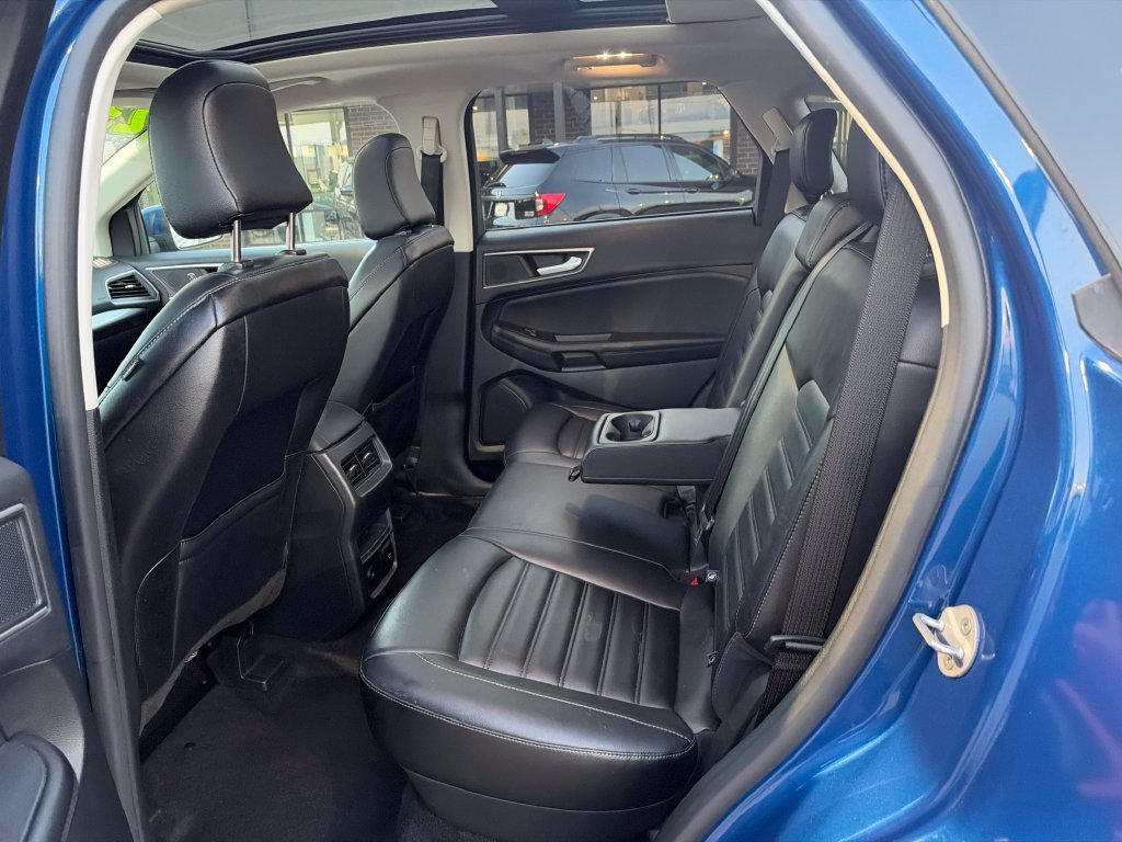 Used 2023 Ford Edge SEL w/ Convenience Package AWD/4WD image 12
