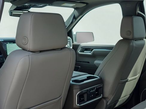 New 2026 GMC Sierra 1500 SLT AWD/4WD image 19