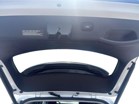 Used 2026 Kia Sportage EX FWD image 6