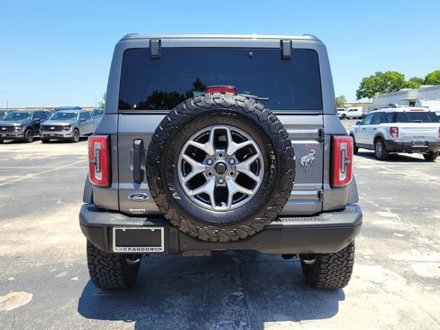 Certified 2025 Ford Bronco Badlands AWD/4WD image 9