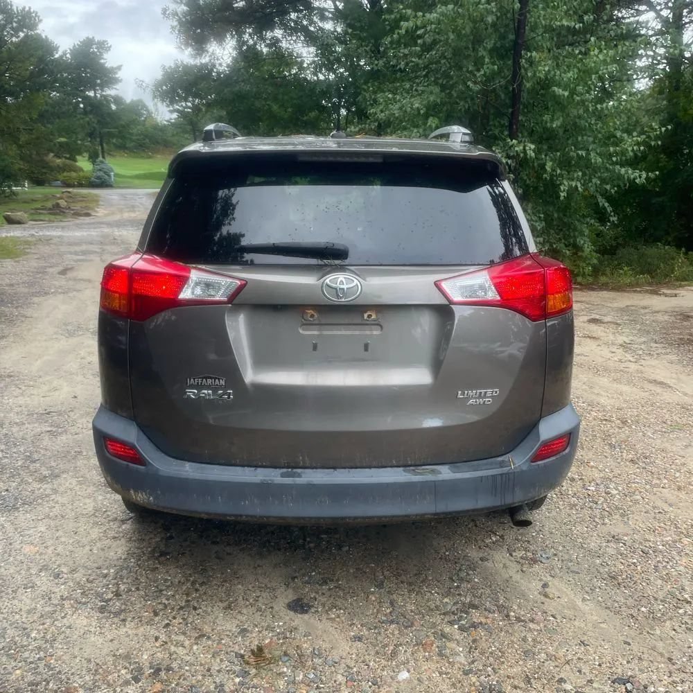 Used 2015 Toyota RAV4 Limited w/ Technology Package AWD/4WD image 7