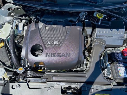 Used 2022 Nissan Maxima Platinum w/ Sport Mat Group FWD image 32