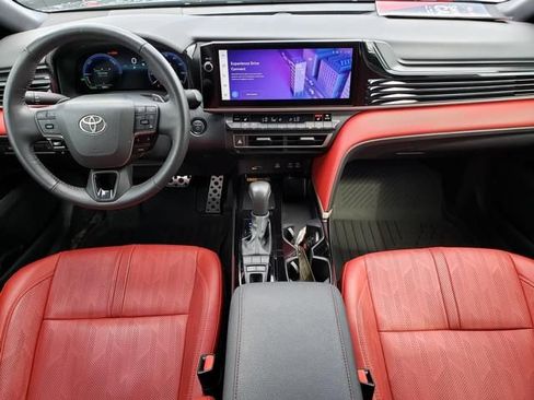 Used 2025 Toyota Camry XSE FWD image 15