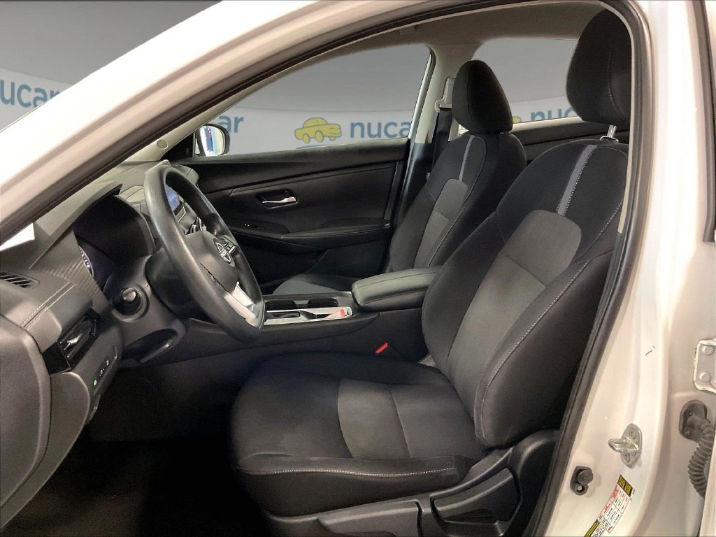 Certified 2024 Nissan Sentra SV FWD image 10