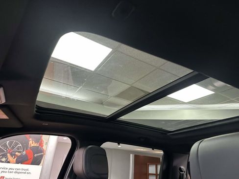 New 2025 Toyota Tundra Platinum image 19