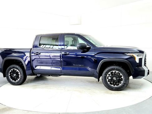 New 2026 Toyota Tundra SR5 AWD/4WD image 7