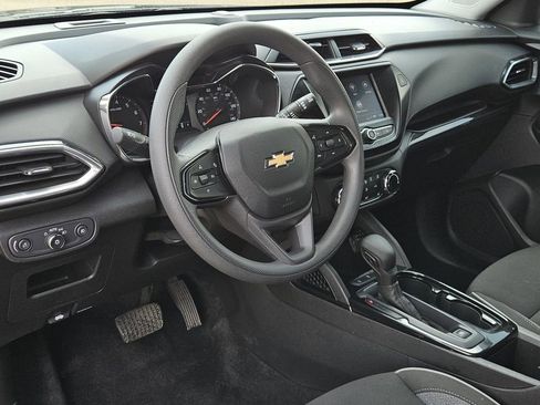 Used 2023 Chevrolet TrailBlazer LT image 19