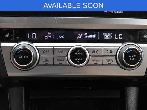 Used 2017 Subaru Outback 2.5i Premium AWD/4WD image 24