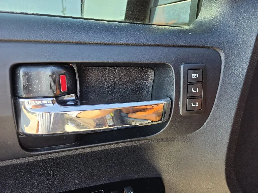 Used 2014 Toyota Tundra 1794 Edition AWD/4WD image 15