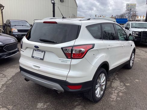 Used 2017 Ford Escape Titanium image 10