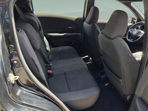 Used 2019 Honda HR-V Sport image 18