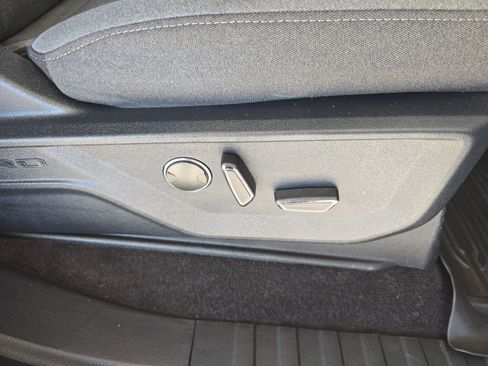 Used 2021 Ford F150 XLT w/ Equipment Group 302A High image 33