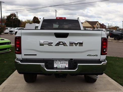 Used 2025 RAM 3500 Big Horn image 35